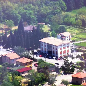 albergo-cristallo.it-lombardy.com/